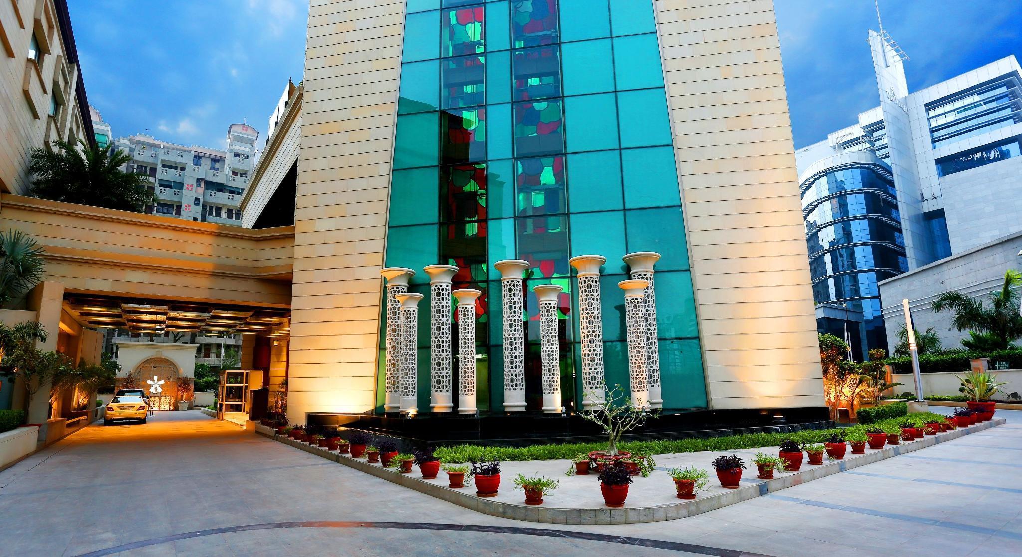 Radisson Gurugram Sohna Road City Center Γκουργκάον Εξωτερικό φωτογραφία
