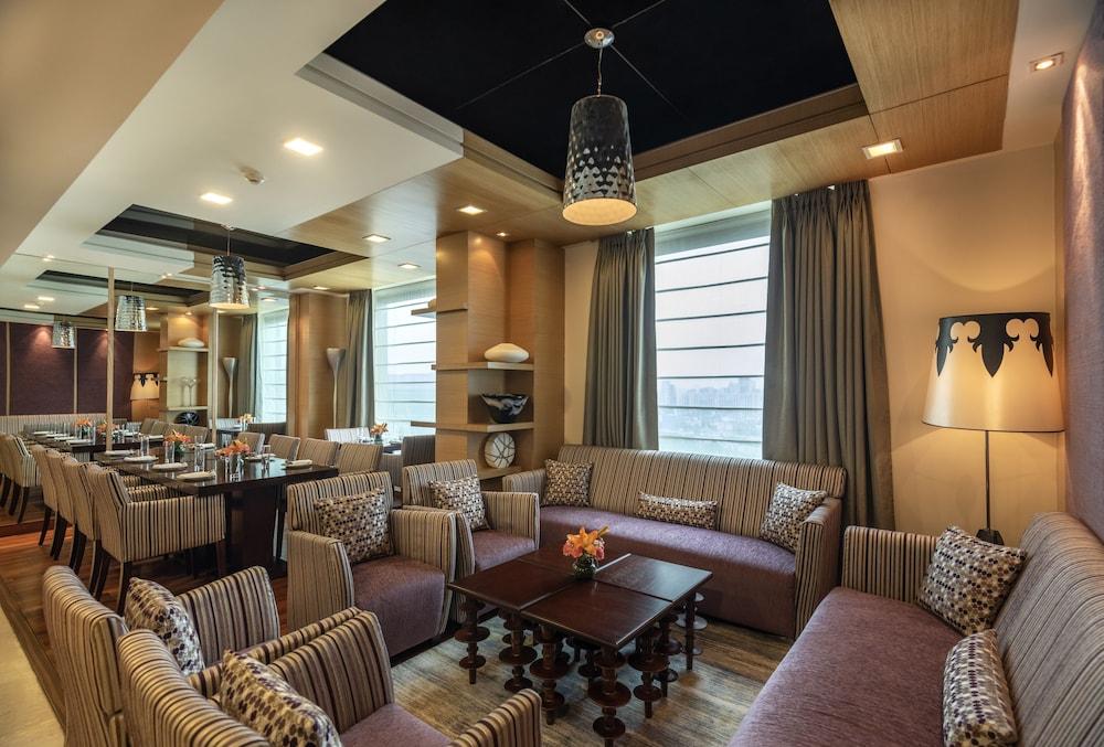 Radisson Gurugram Sohna Road City Center Γκουργκάον Εξωτερικό φωτογραφία