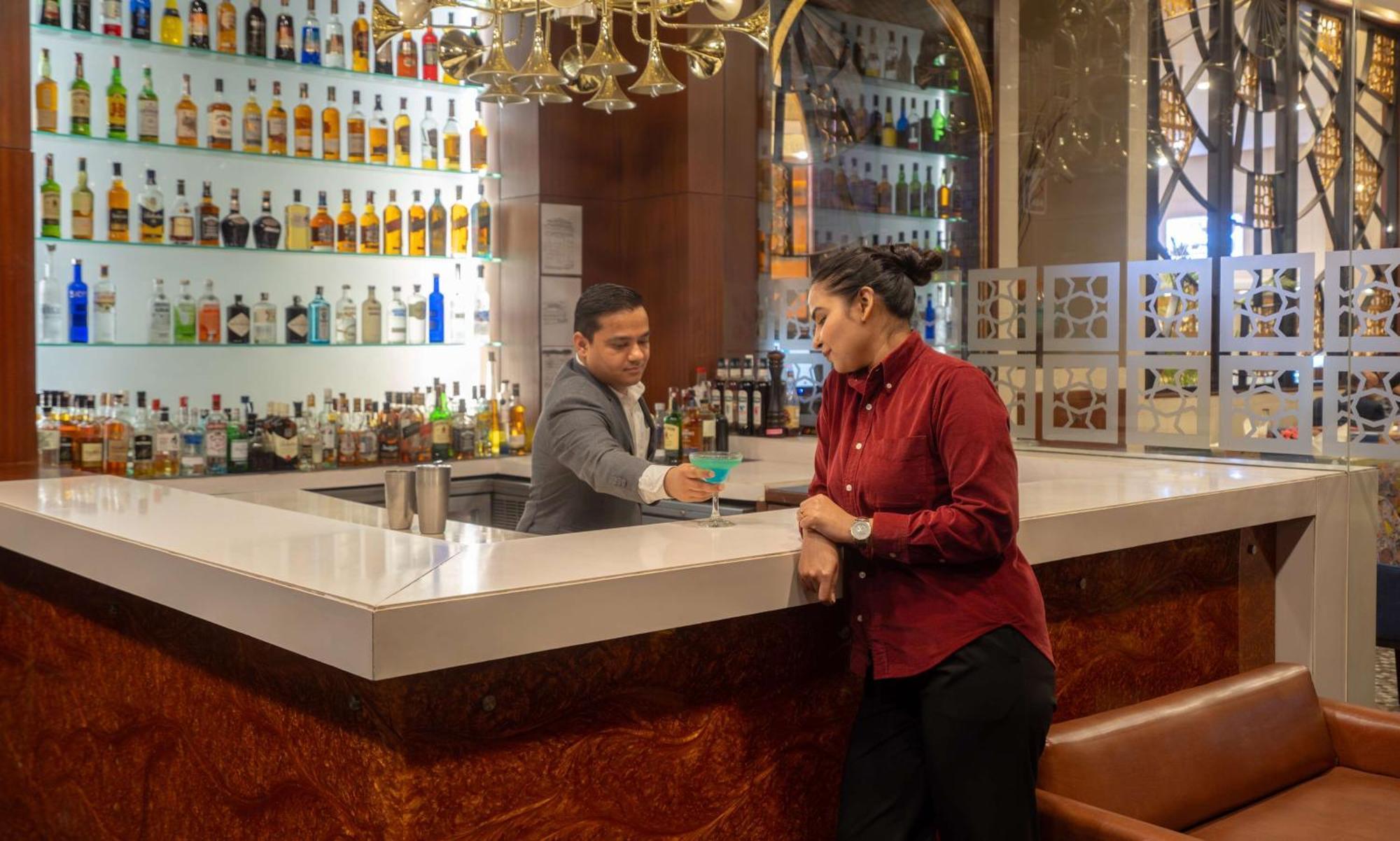 Radisson Gurugram Sohna Road City Center Γκουργκάον Εξωτερικό φωτογραφία